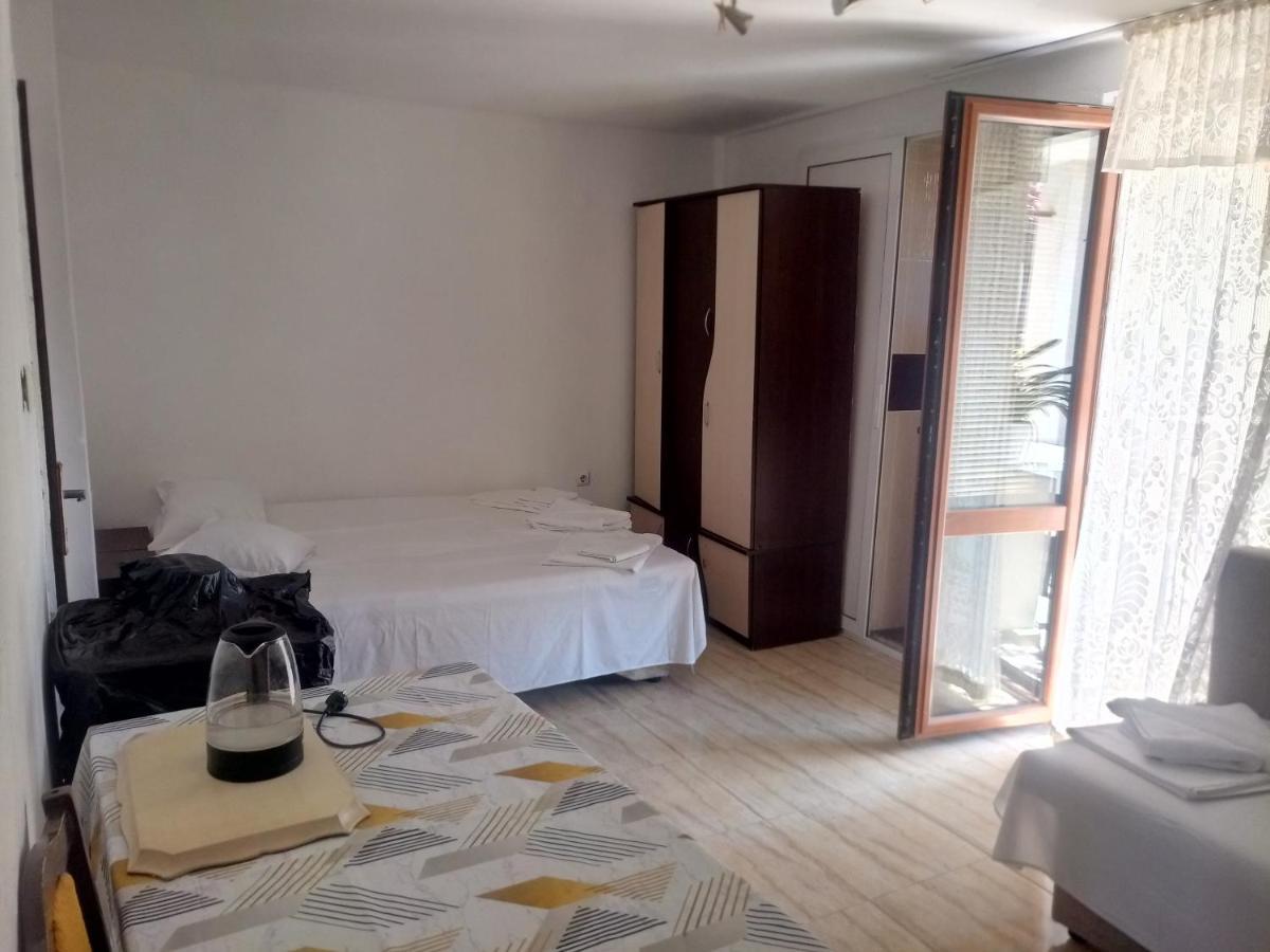 Farlalievi Guest House Sozopol Extérieur photo